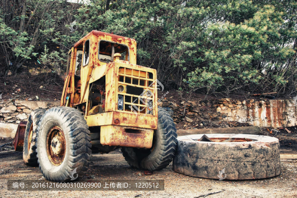 礦用卡車和大型輪胎