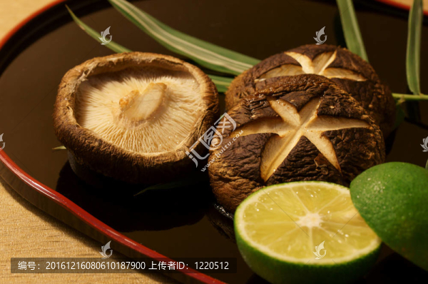 烤香菇