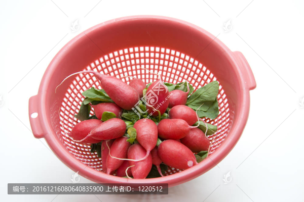 在烹飪篩蘿卜