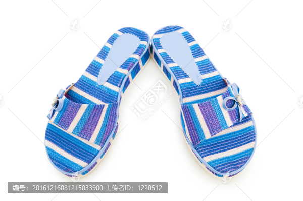 白色夏日鞋