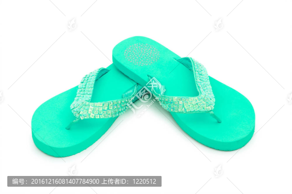 白色夏日鞋