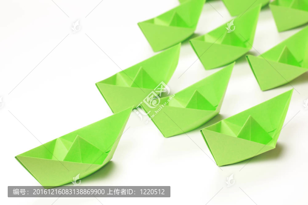 綠色的紙船