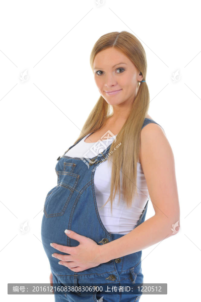 美麗的年輕孕婦
