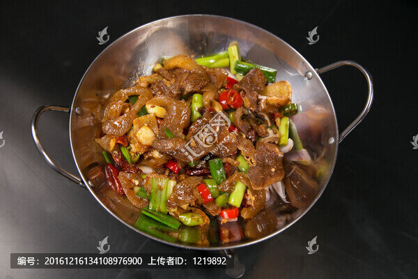 干鍋帶皮黃牛肉