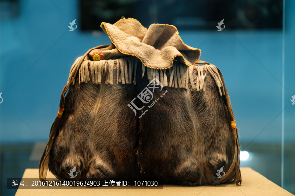 馴鹿腳皮包