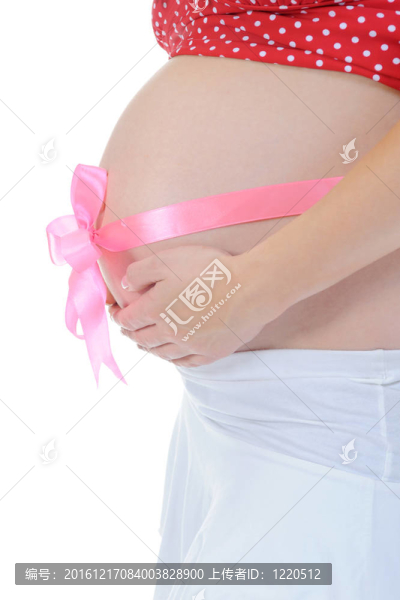 美麗的年輕孕婦