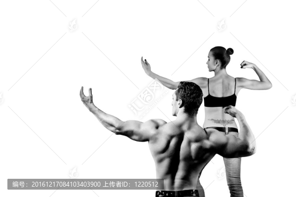 健身房里的男人和女人