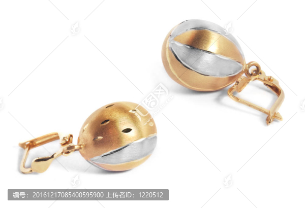 金耳環(huán)