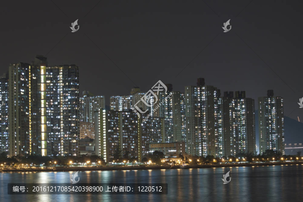 香港的公寓樓在晚上