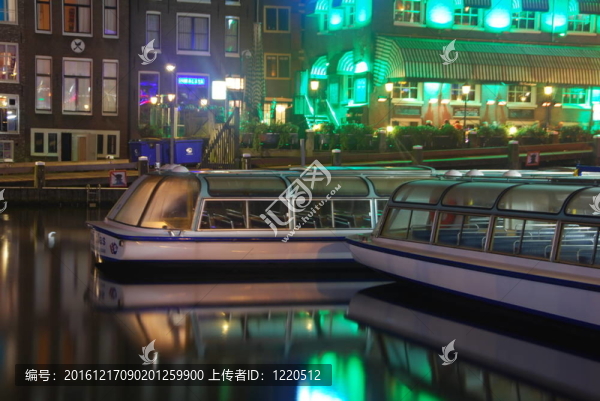 運(yùn)河的夜晚