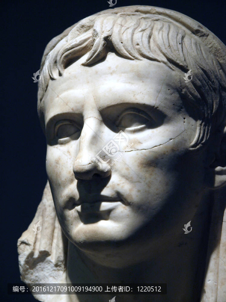 大理石肖像，年輕的Augustus,/蒙面/。從奧托普Vescovile。中間的公元前10年奧古斯都