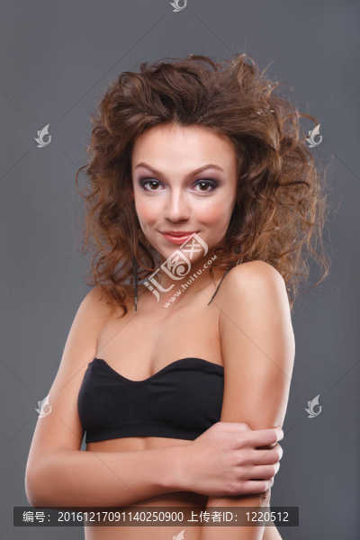 女人化妝