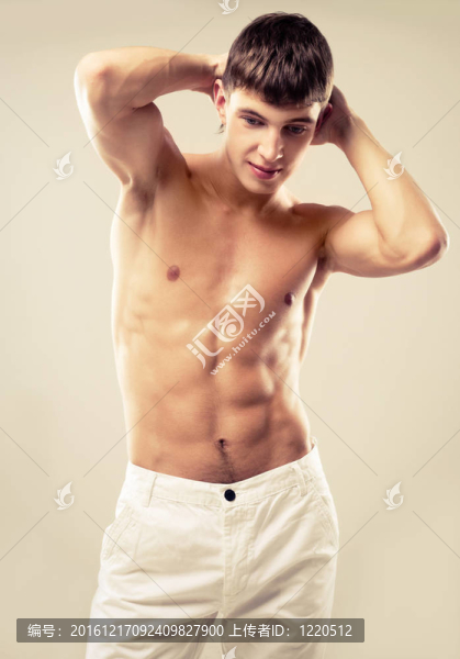 肌肉發(fā)達(dá)的男人