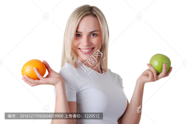綠蘋果和橘子的女人