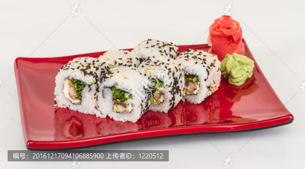 日本的傳統(tǒng)美食--,Maki,Roll紫菜；奶油奶酪和鰻魚。白色背景隔離