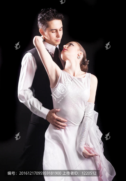 跳舞的夫婦