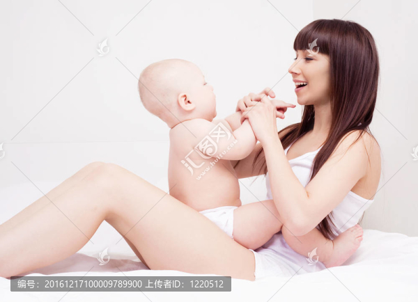 母親和嬰兒