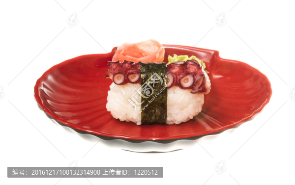日本壽司與肉章魚(yú)在白色背景