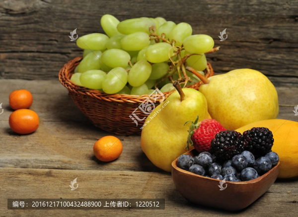 新鮮水果和漿果