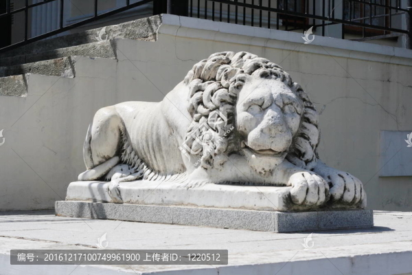 獅子雕塑