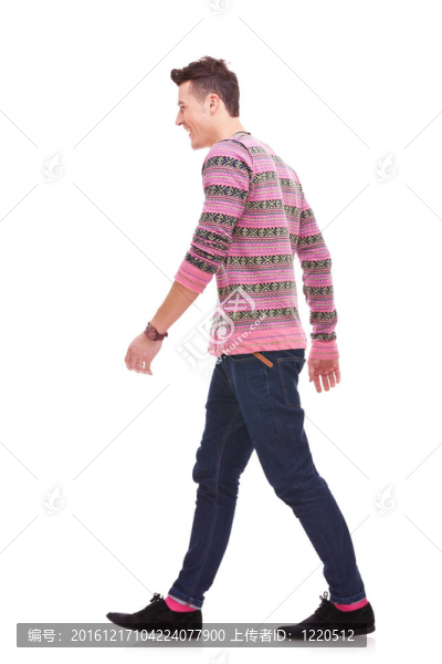 時(shí)尚男士的側(cè)面視圖