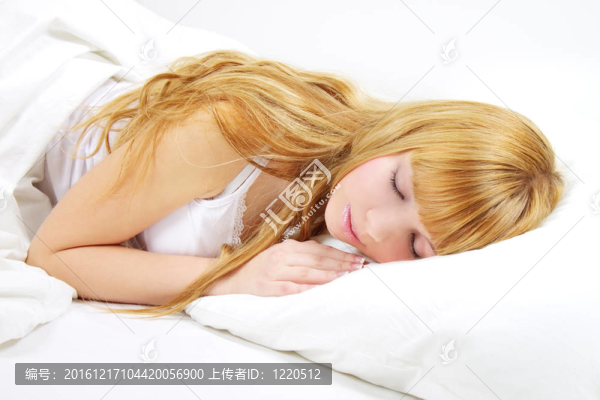 熟睡的女孩