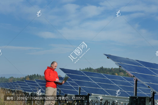 太陽能電池板廠用筆記本電腦工程師