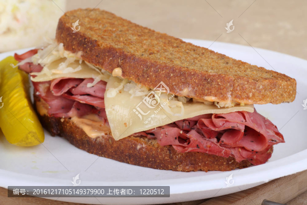 魯本三明治午餐