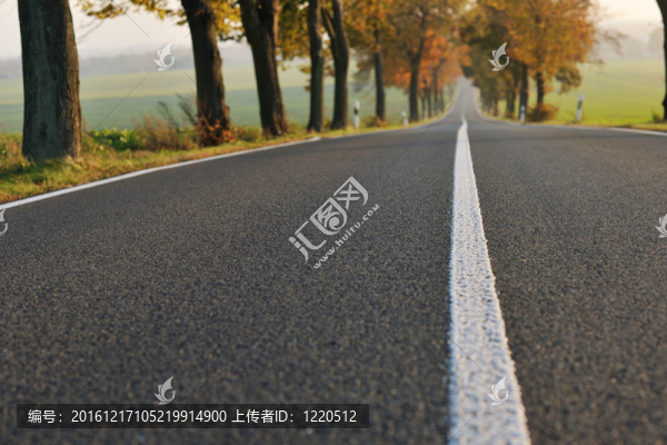 鄉(xiāng)村路