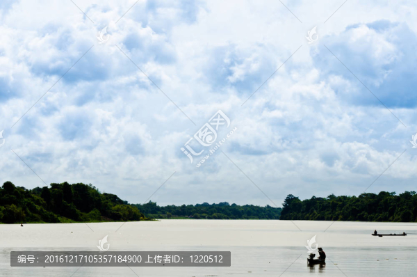泰國的漁夫與河流