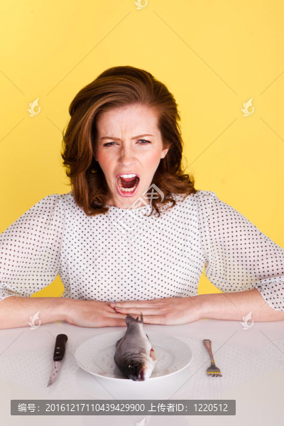惡心的Angry,Woman