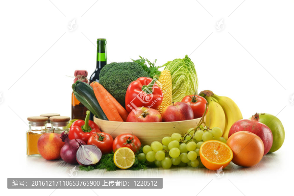 與白色分離的蔬菜和水果的組合物