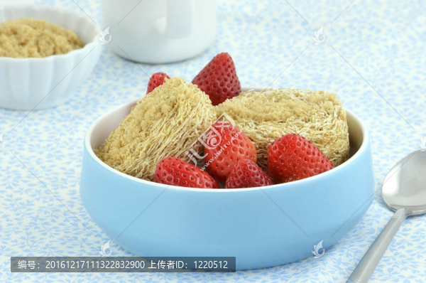 草莓全谷物餅干