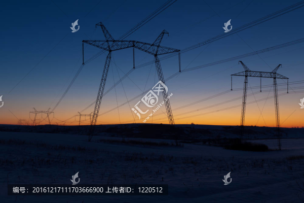 黎明在電線