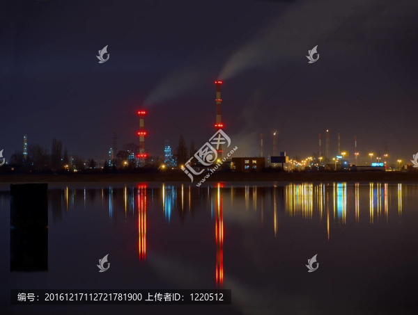 煉油廠的夜晚