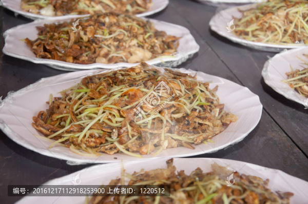 泰國(guó)菜沙拉混合蝦魚芒果芒果風(fēng)格
