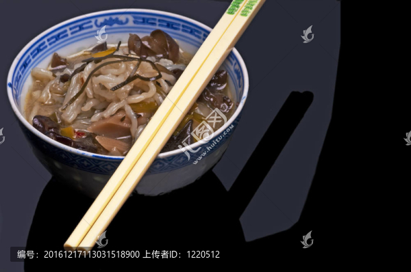 筷子中式湯面