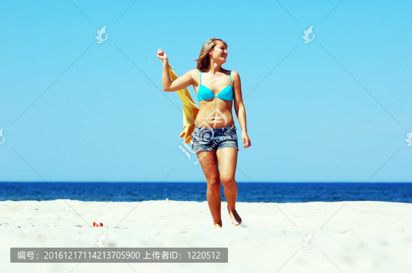 享受夏日時(shí)光