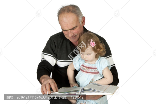 孫女爺爺讀書
