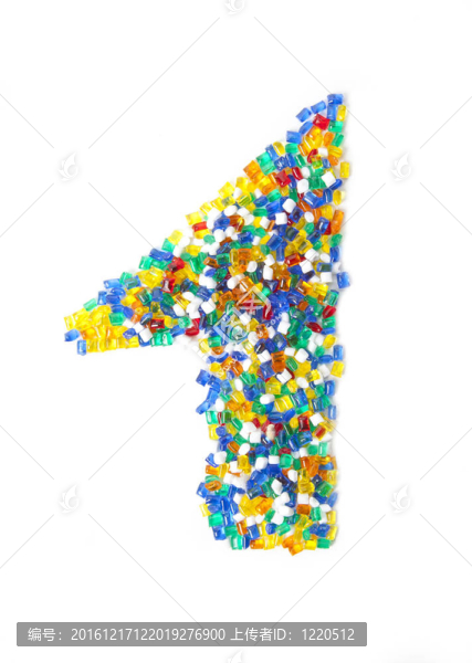 白色背景上的珠子