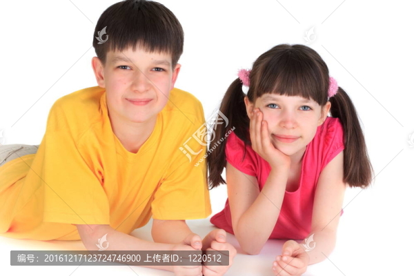 快樂的兄弟姐妹