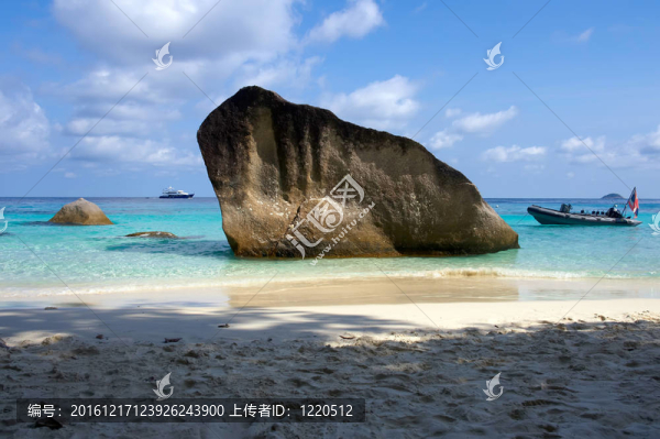 海岸懸崖和海灘