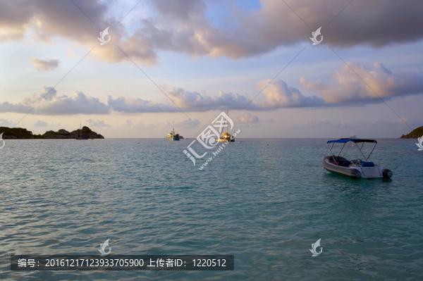 海岸懸崖和海灘