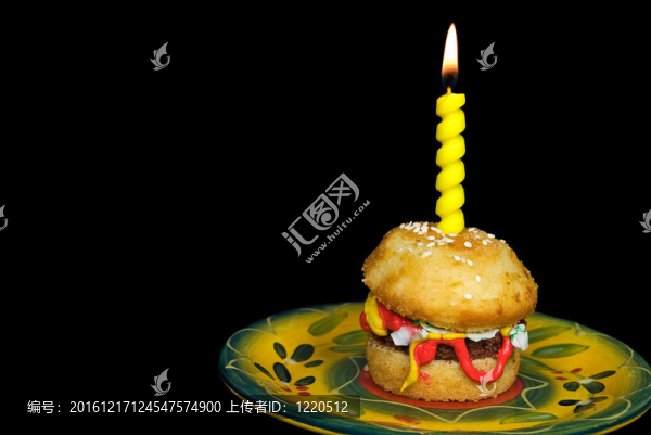 漢堡的生日蛋糕