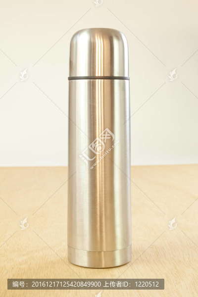 一瓶水