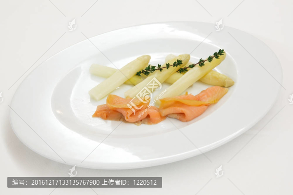 鮭魚片的開胃菜