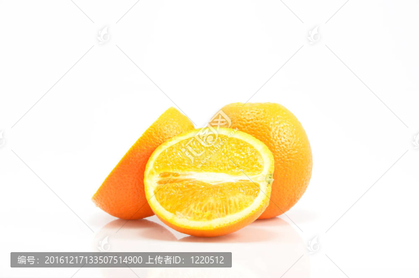 多汁的橙子