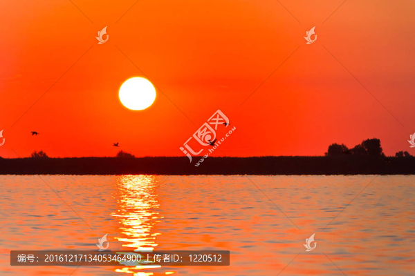 多瑙河三角洲日出