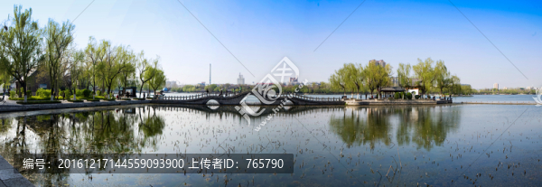 濟南大明湖石橋全景