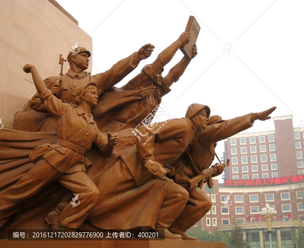 沈陽(yáng)中山廣場(chǎng)雕塑群